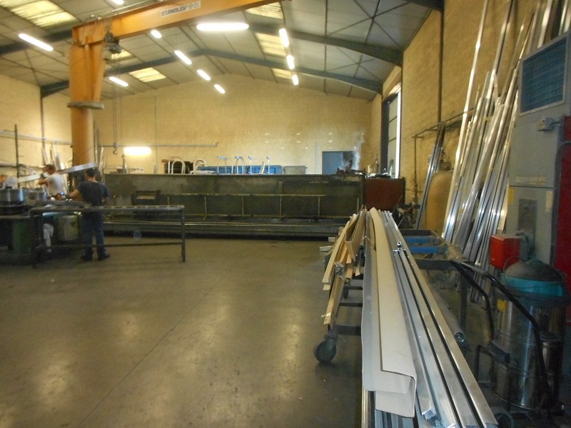 Local d'activité 2000 m²